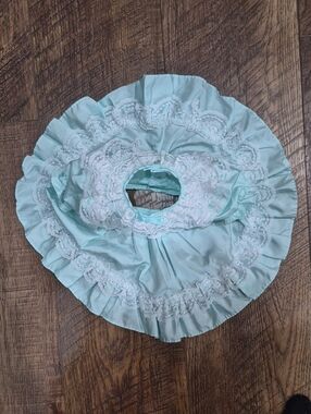 Vintage Carters Baby Dress With Peter Pan Collar & Lace & Ruffles Size 6/9 Month